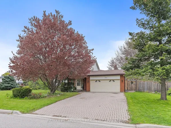 56 Cavendish Cres, Brampton, ON L6T 1Z4