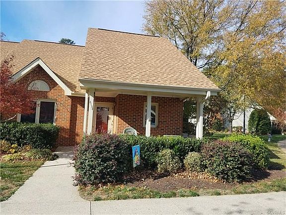 2nd image of 3136 Lake Village Dr