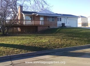 2705 Walnut St, Cedar Falls, IA 50613