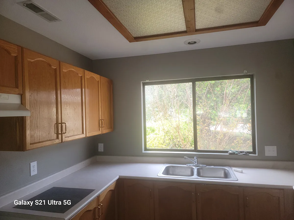 Building Photo - 108 Travis Trl