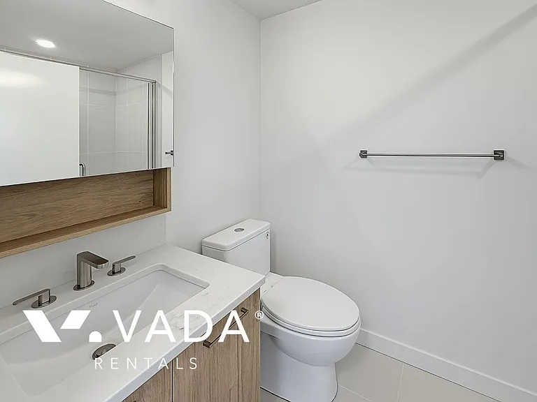 82 1st St #202 — Photo 9