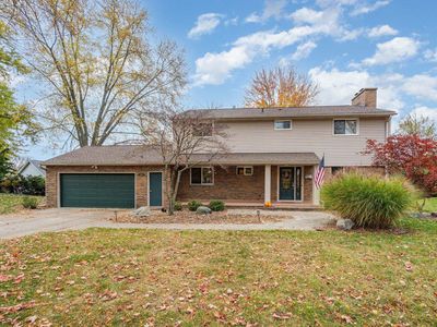 300 Richard Ct, Midland, MI, 48640