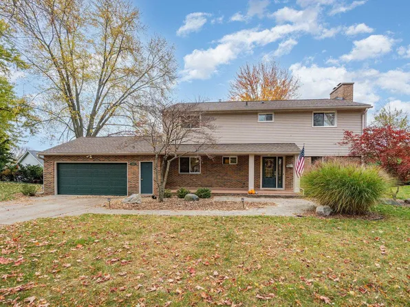 300 Richard Ct, Midland, MI 48640