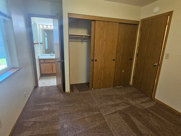 303 Garfield St — Photo 12