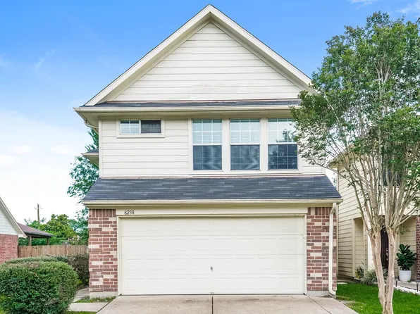 8238 Fuqua Gardens Dr, Houston, TX 77075