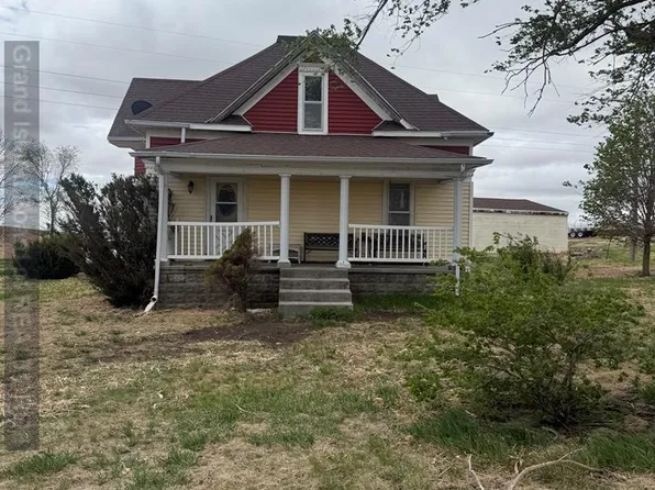 20460 Maple Rd, Gibbon, NE 68840