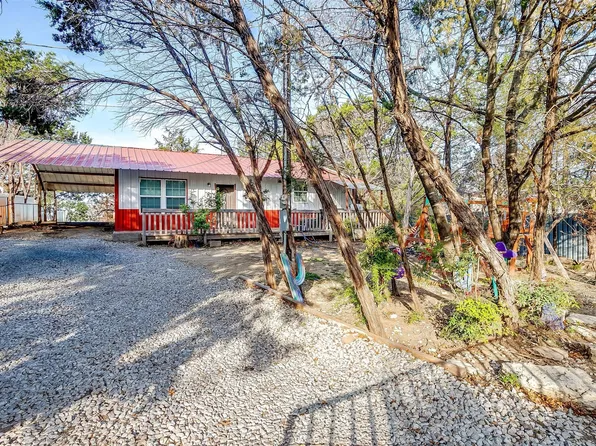 241 Western Lake Dr, Weatherford, TX 76087