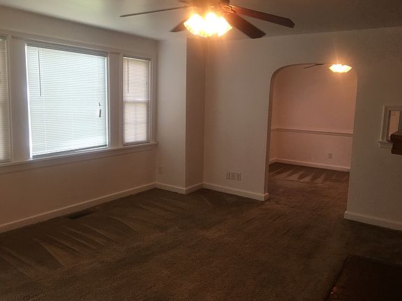 3rd image of 4323 Austin Ave