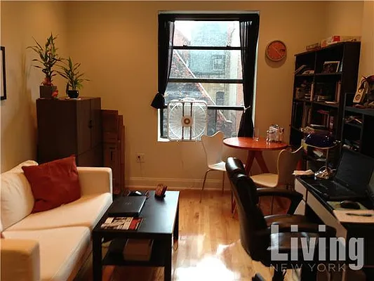 Rented by Living New York | media 4