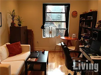 Rented by Living New York