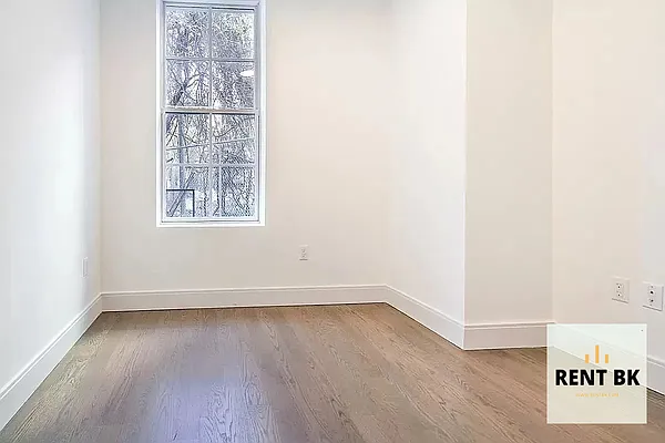 Rented by RENTBK LLC | media 6