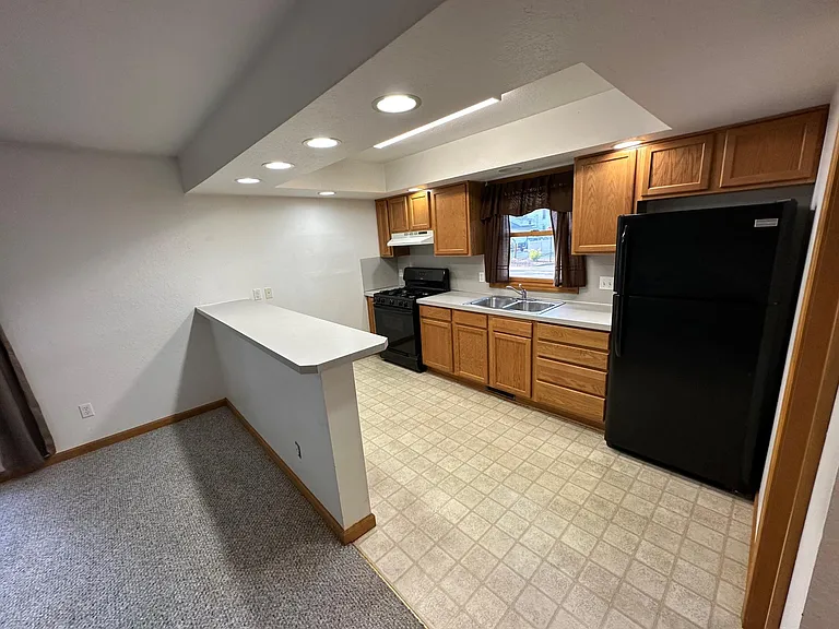 123 Pearl St — Photo 17