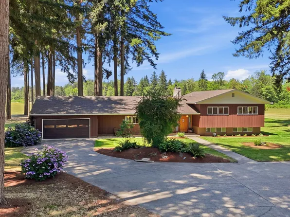 36765 Glaser Dr, Scio, OR 97374