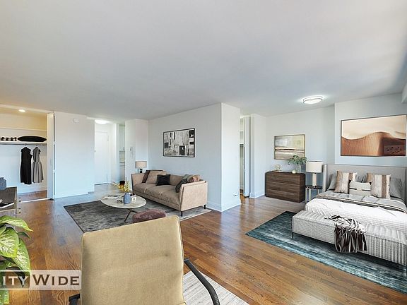 2nd image of 240 E 82nd St APT 19e