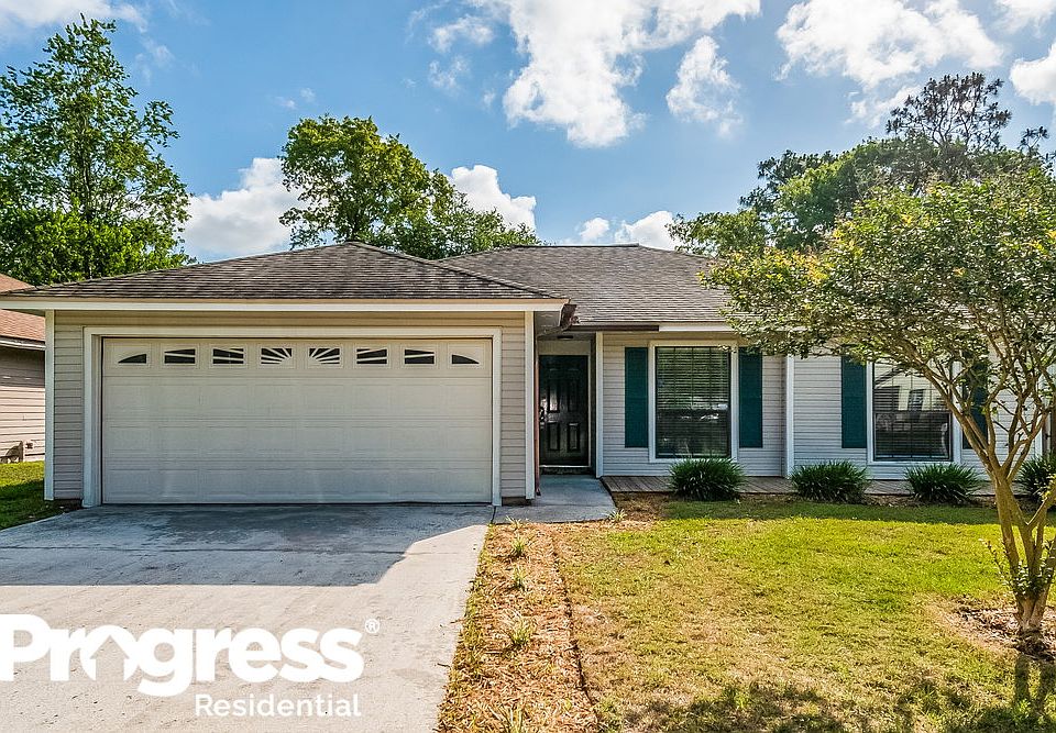 1st image of 8083 Mactavish Way W