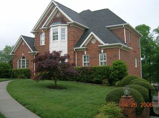 8425 Maeve Ct, Clemmons, NC 27012