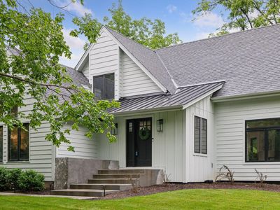1611 Hill Ridge Ter, Minnetonka, MN, 55305