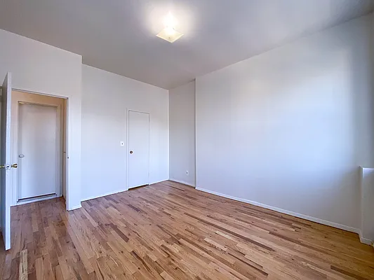 Rented by City Connections Realty | media 17