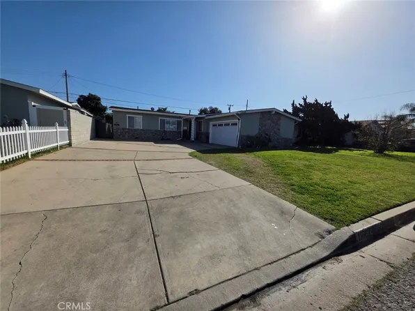 11662 Stephanie Ln, Garden Grove, CA 92840