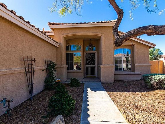 4th image of 4323 E Melinda Ln