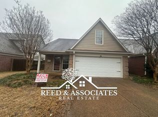 996 Appling Meadow Dr, Cordova, TN 38018