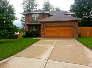 507 N Cherrywood Ave, Republic, MO 65738
