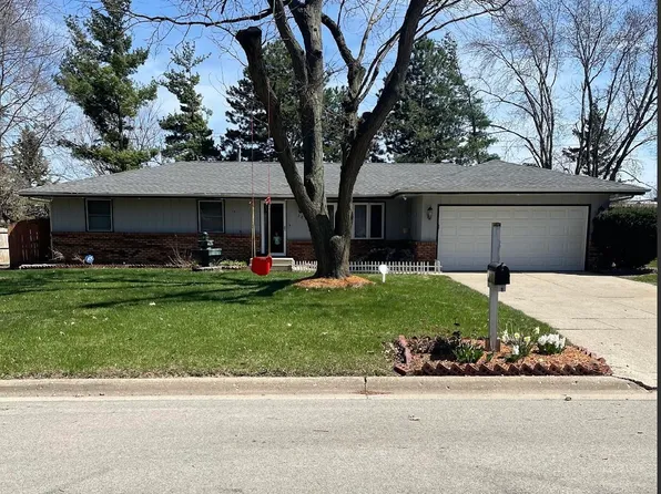 3827 Modesto Dr, Rockford, IL 61114