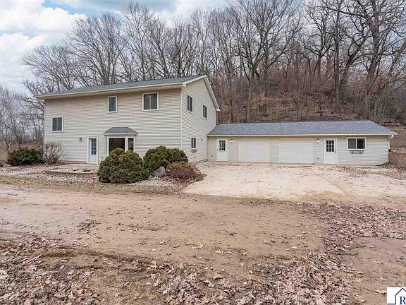 3rd image of 23955 Lime Valley Rd