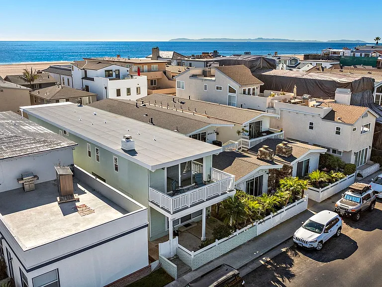 1707 W Balboa Blvd — Photo 26