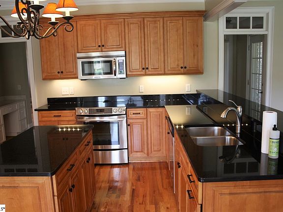 5th image of 6 Sanibel Oaks Dr