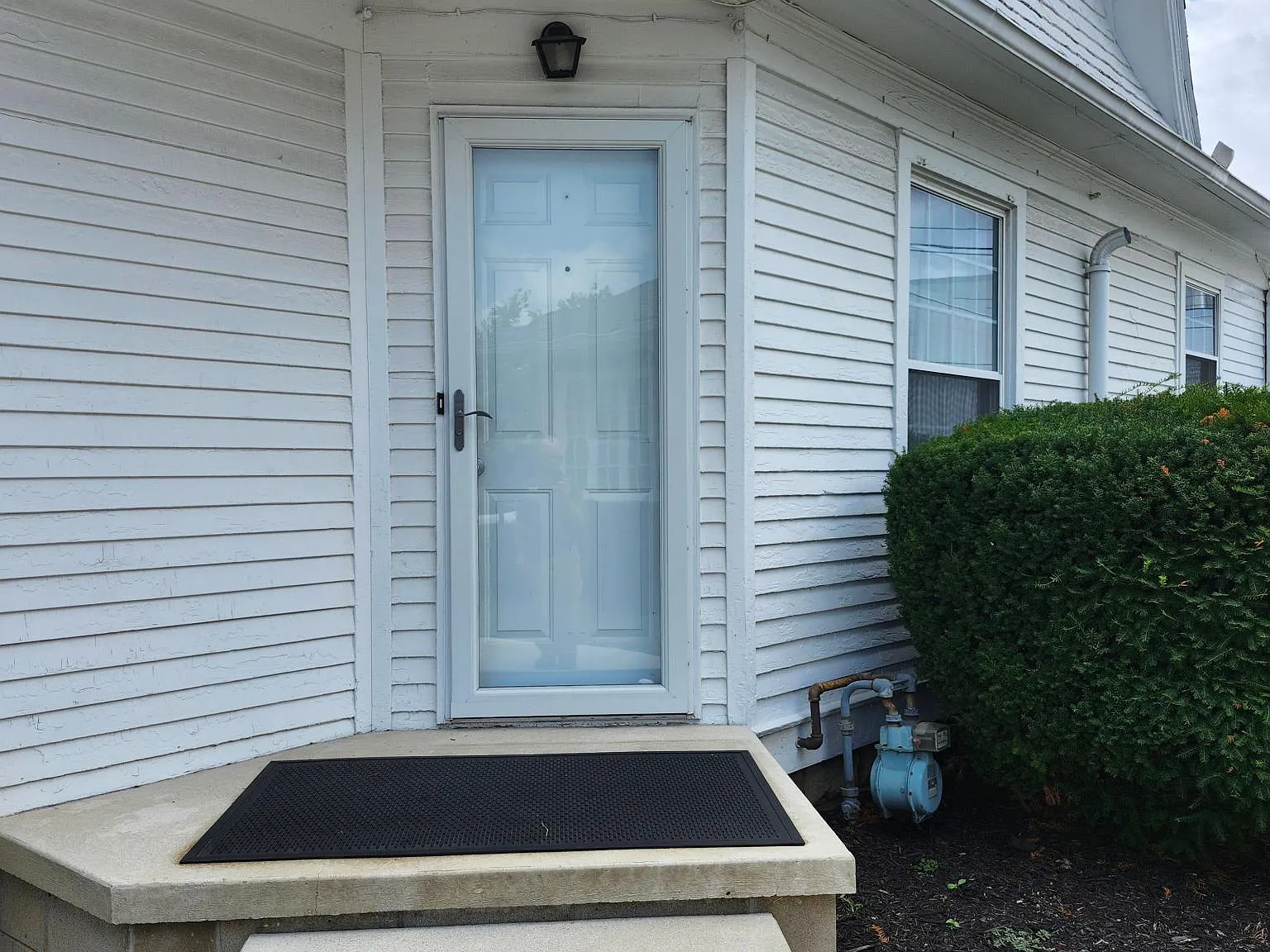 Studio, 400 sqft, $500 — Photo 1