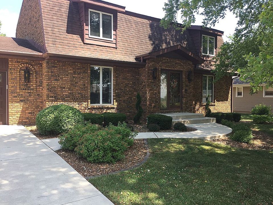 1st image of 108 N Griffin St