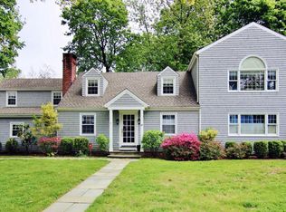 47 Terrace Ave, Riverside, CT 06878