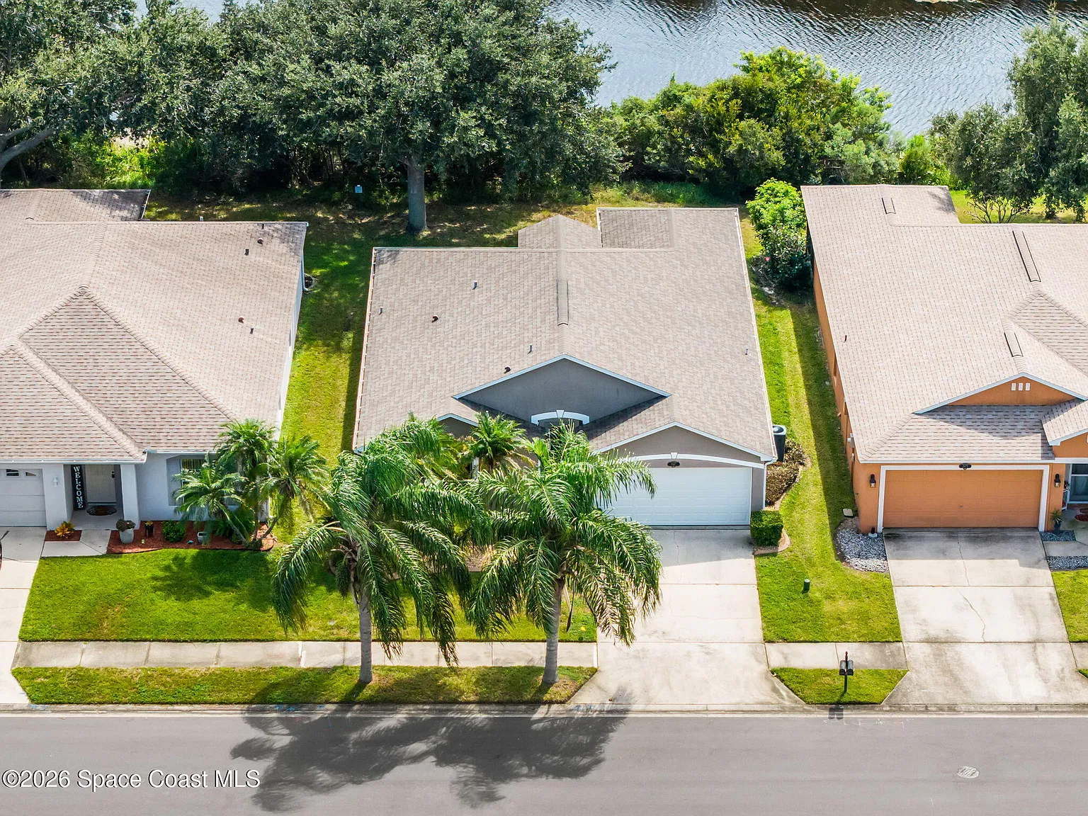 3 bed, 2.0 bath, 1600 sqft, $2,400 — Photo 3