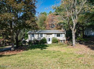 1709 Julianne Dr, Castleton, NY 12033