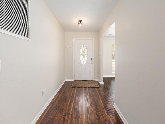 5th image of 8205 SW 44th Ter
