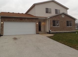 5600 Colgate Ln, Matteson, IL 60443