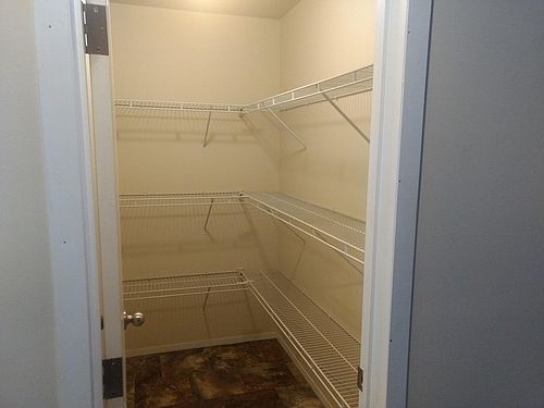 4th image of 848 Wickwood Way