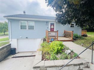 3050 Karnes Rd, Saint Joseph, MO 64506