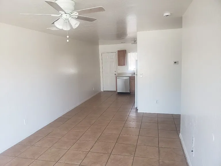 403 N Sunshine Blvd #C — Photo 5