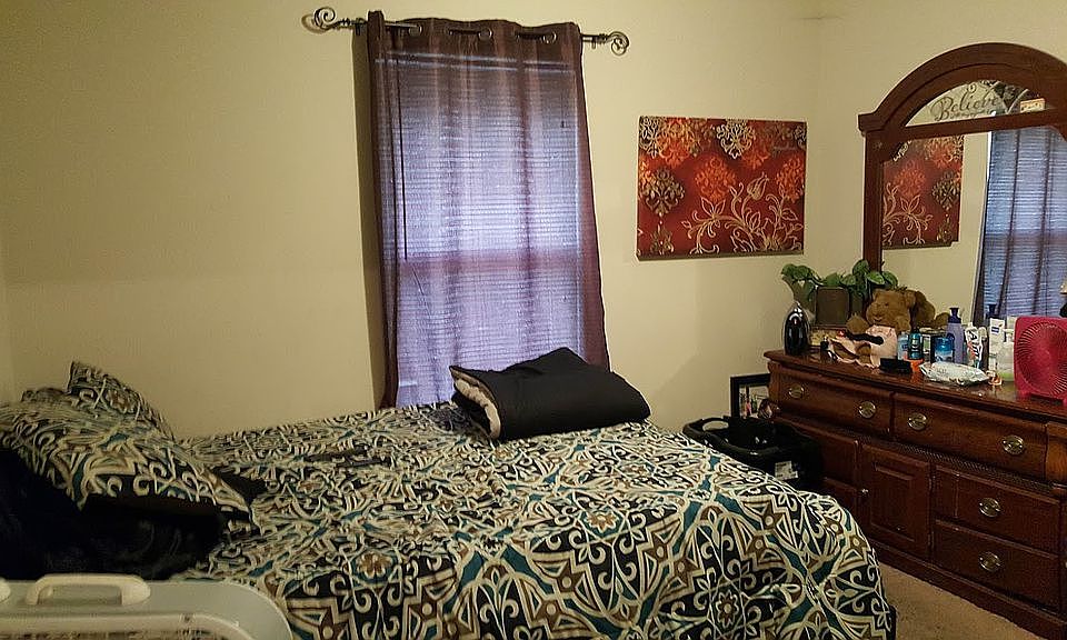 1st image of 217 Woodland Blvd