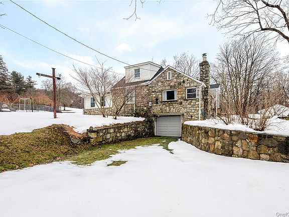 4th image of 7 Overhill Road