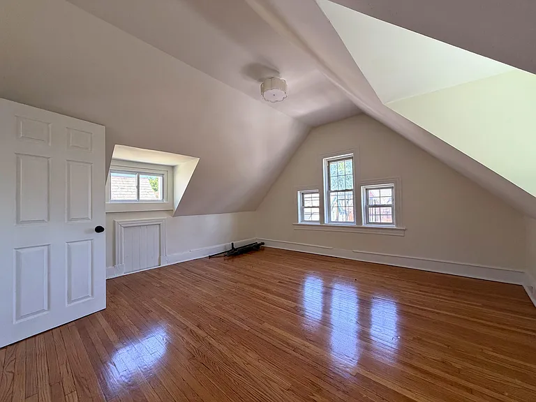 11 Courtney Ave #2 — Photo 10