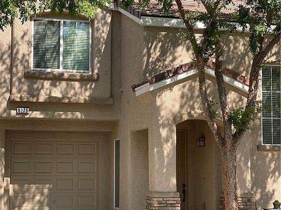 2nd image of 8278 Golden Flowers St