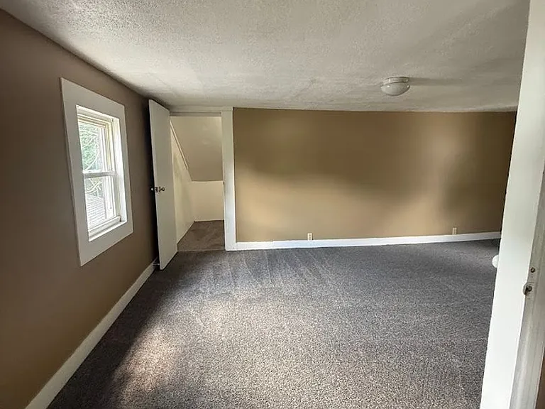 1617 Shirley Ave — Photo 12