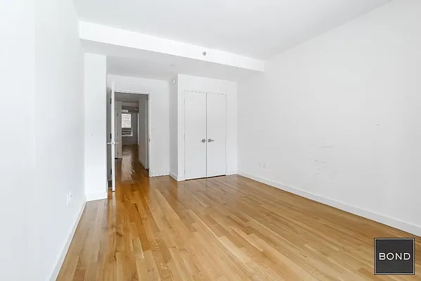 Rented by Bond New York | media 5