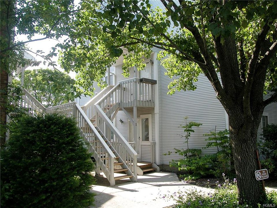 1st image of 15 Windle Park #B