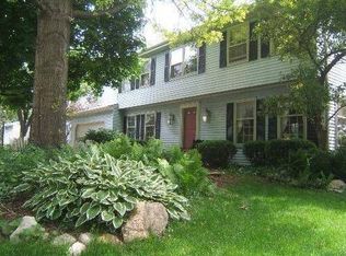 1226 Arthur Rd, Naperville, IL 60540