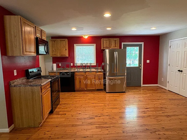 6921 S East Side Hwy — Photo 4