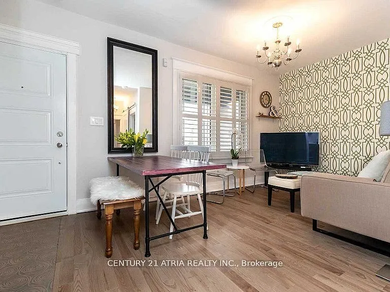 639 Mortimer Ave — Photo 9